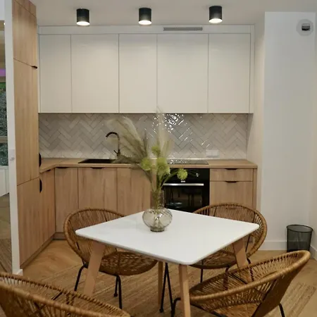 Castle - King * 奥斯威辛